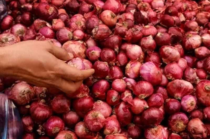 'Student' held for looting onions in UP