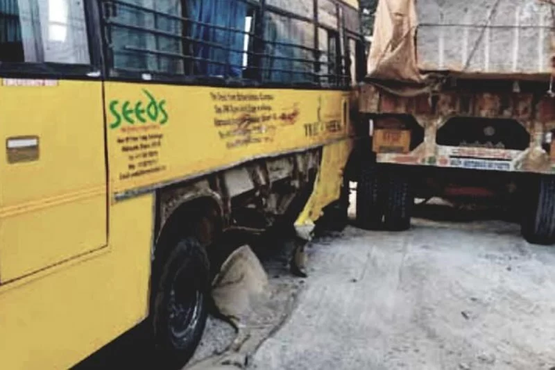 Hyderabad: School bus carrying 20 children collides with lorry