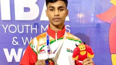 Vishwanath, Vanshaj, Devika clinch gold at Youth World Boxing New Delhi, Nov 26 (IANS) Living up to their favourites tag, young Indian boxers Vishwanath Suresh, Vanshaj and Devika Ghorpade recorded commanding 5-0 wins to clinch gold at the IBA Youth Men's and Women's World Boxing Championships 2022 in La Nucia, Spain. Chennai-born Vishwanath handed India its first gold at the championships after thrashing Ronel Suyom of the Philippines without breaking a sweat in the men's 48kg final. This came after Bhawna Sharma bagged the silver medal in the women's 48kg category as she conceded a 0-5 loss against Uzbekistan's Gulsevar Ganieva in the opening match of the day. Ashish (54kg) was the other Indian to finish with a silver medal. He went down fighting 1-4 against Japanese pugilist Yuta Sakai in a thrilling men's final. Meanwhile, Devika, who hails from Pune, added a second gold to India's tally when she dominated England's Lauren Mackie in the women's 52kg final. Afterwards, the Youth Asian champion Vanshaj concluded the day in style for India by winning their third gold. The confident Sonipat-based boxer made light work of Demur Kajaia from Georgia in the men's 63.5kg summit clash. India topped the medal count at 11 in the on-going edition of the event, followed by Uzbekistan (10), Ireland (7) and Kazakhstan (7). This year's championships saw participation of close to 600 boxers from 73 countries. India's eight medals in the women's section is also the highest for any country. Having already won three gold medals, Ravina (63kg) and Kirti (+81kg) will look to add two more gold to India's kitty when they fight in the women's final on the last day of the competition. Ravina and Kirti will be up against Megan deCler of Netherlands and Ireland's Elizabeth D'Arcy respectively. Besides three gold and two silver on the penultimate day, India's tally also includes four bronze medals-coming from Tamanna (50kg), Kunjarani Devi Thongam (60kg), Muskan (75kg) and Lashu Yadav (70kg), who finished their campaigns in the semifinals.