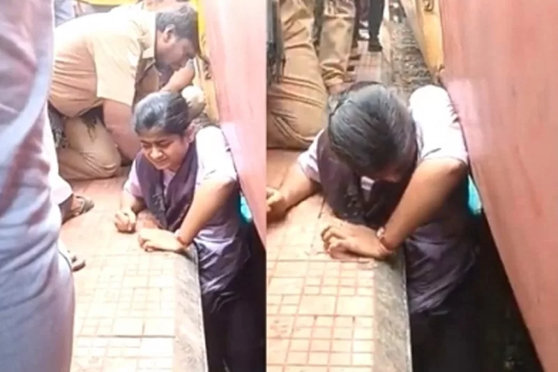 Andhra student stuck between platform and train rescued