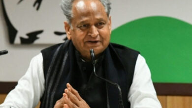 LPG cylinders at Rs 500 to BPL families: Gehlot