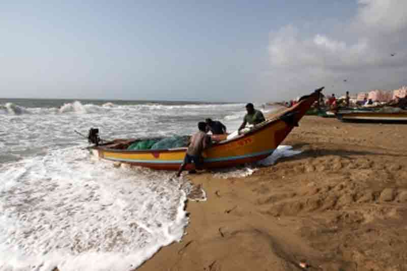 IMD warns fishermen against venturing into sea