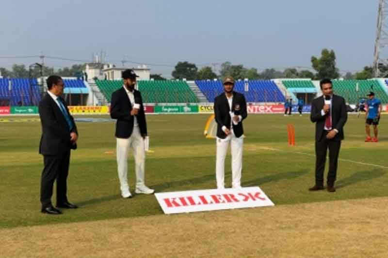 IND v BAN, 1st Test: India win toss, elect to bat first; include three spinners with two pacers