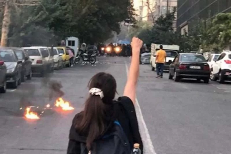 Iranian forces shooting at faces, breasts and genitals of female protesters