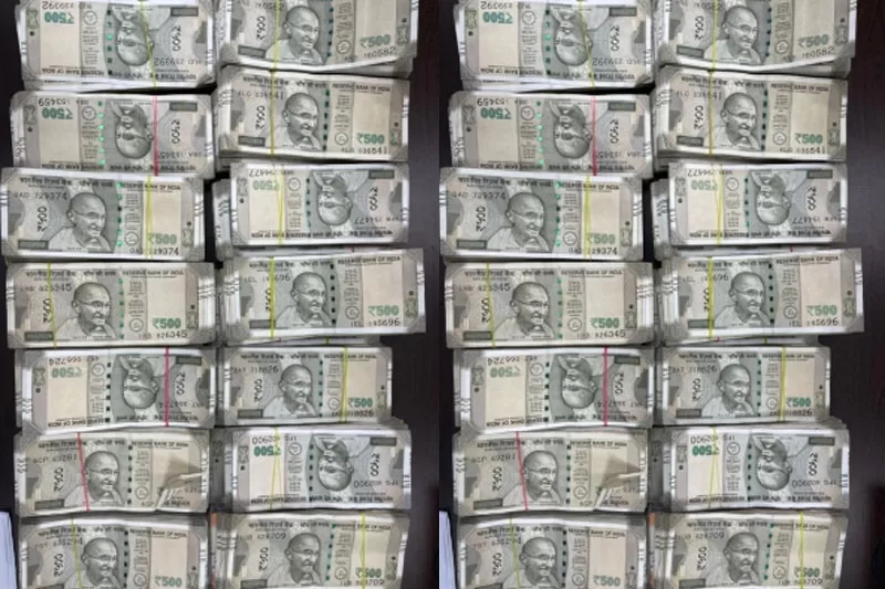 Gujarat polls: Massive seizure worth Rs 801.85 crore