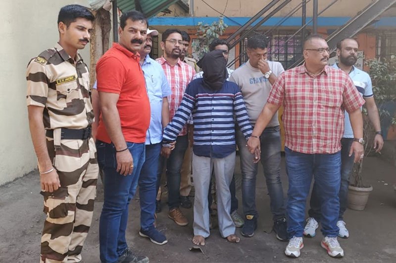 Killer on the run for 28 years nabbed after landing in Mumbai from Qatar