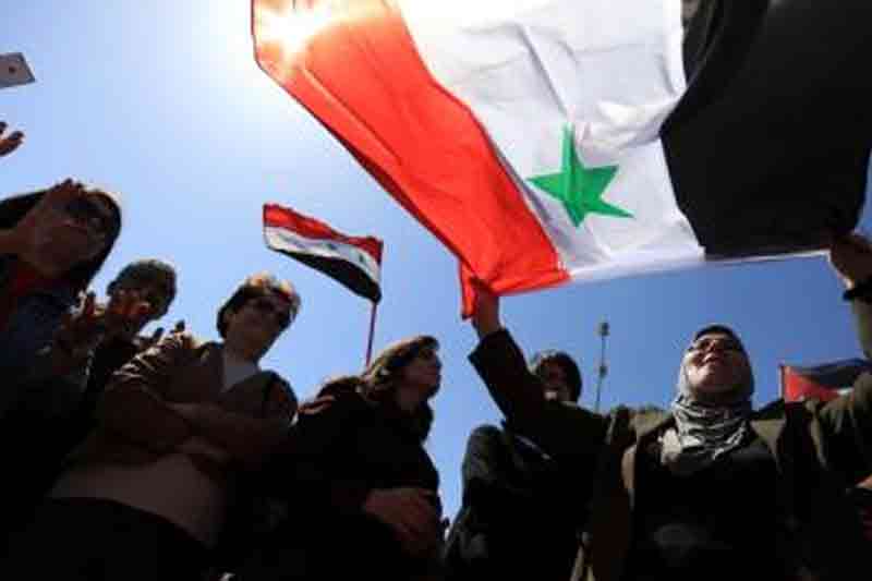 Protesters attack govt building in Syria