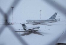 Hundreds of flights cancelled in US due to snowstorms