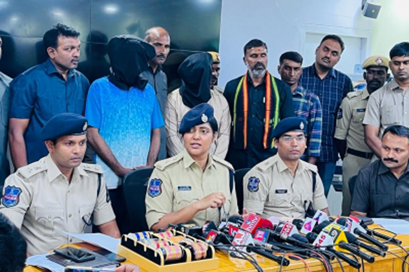 Two international drug transporters nabbed in Hyderabad
