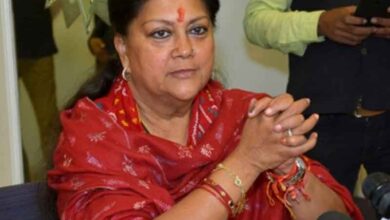 Ex-Raj CM announces adoption of cylinder blast-hit families