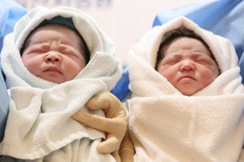Number of babies born in S.Korea hit record low in Nov 2022