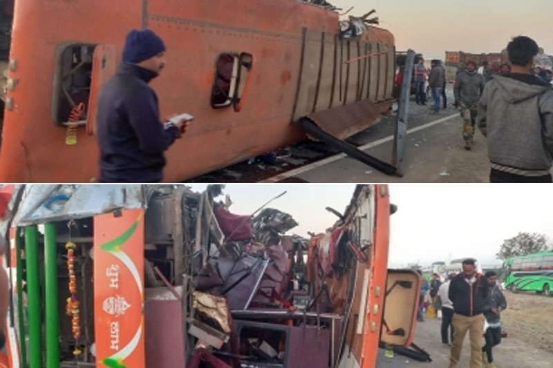 10 pilgrims killed in bus-truck accident in Maha, CM orders probe