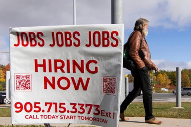 Canada's job vacancies declined in Nov 2022