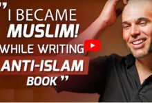 While writing anti-Islam book Joram Van Klaveren becomes Muslim!