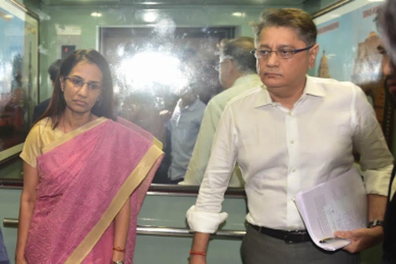 ICICI Bank-Videocon scam: Bombay HC grants bail to Kochhar couple