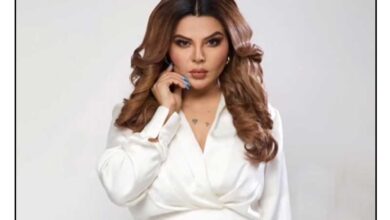 Mumbai Police detain actress Rakhi Sawant for 'objectionable' posts