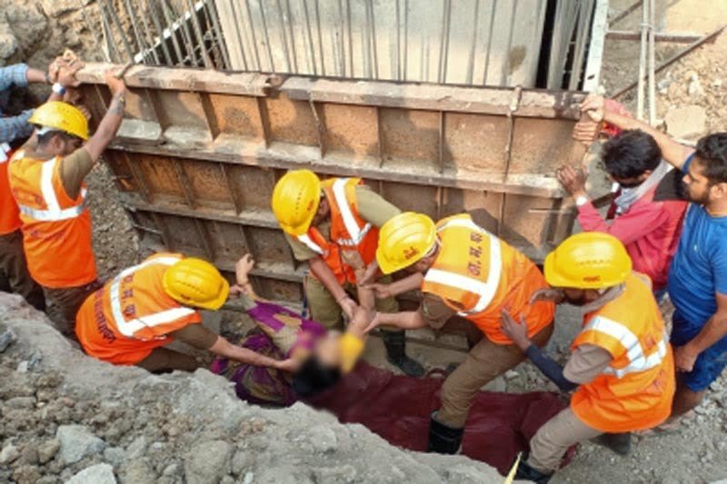Thane: Woman ragpicker crushed under falling Metro pillar metal plate