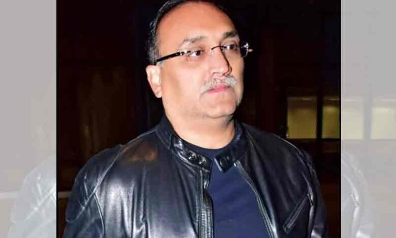 After 28 yrs, Aditya Chopra records first on-camera interview for 'The Romantics'
