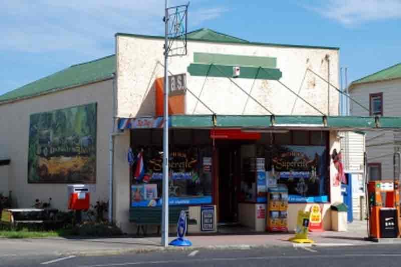 Robbers target Indian dairy shop owner in NZ, steal cash