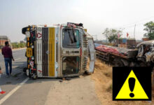 Four killed as truck overturns on them in Central Delhi