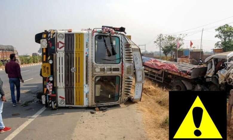 Four killed as truck overturns on them in Central Delhi