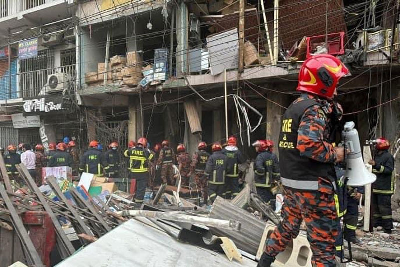 16 killed, over 100 injured in blast in Dhaka (2nd Ld)