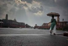 Delhi wakes up to light rain, slight drop in temperature