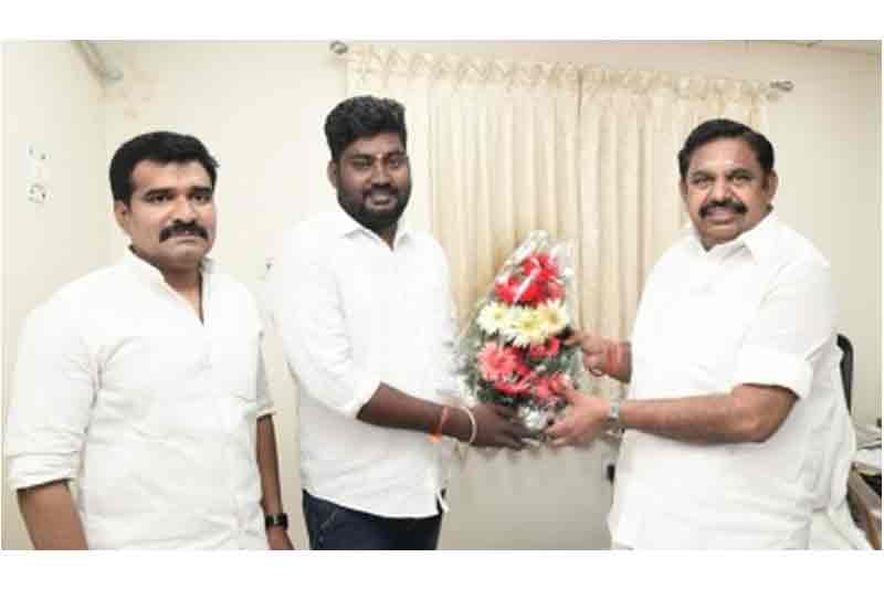Day after quitting, TN BJP IT Cell Secy Dilip Kannan joins AIADMK