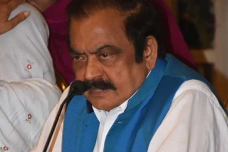 Pakistan govt mulling legal options to declare PTI a banned outfit