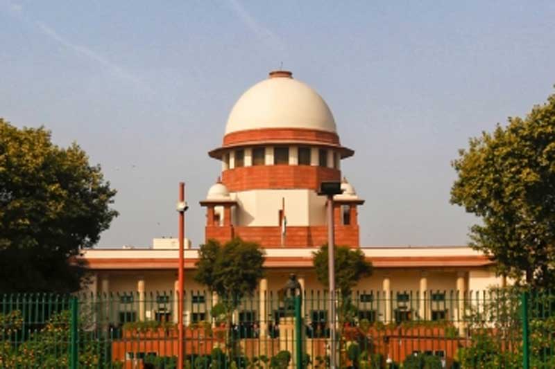After halting CBI, SC asks Telangana Police not to continue probe into BRS MLAs poaching case