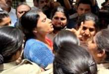 Hyderabad Police stop Sharmila from visiting Osmania Hospital