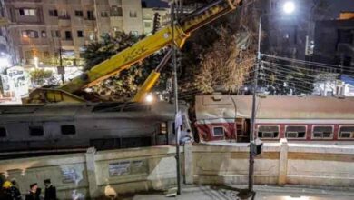 2 killed, 16 injured after train derails in Egypt