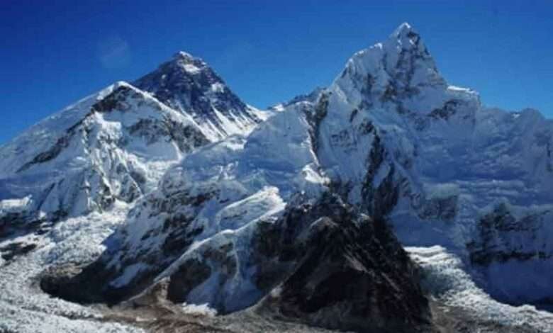 Moldovan climber dies en route to Mt. Everest