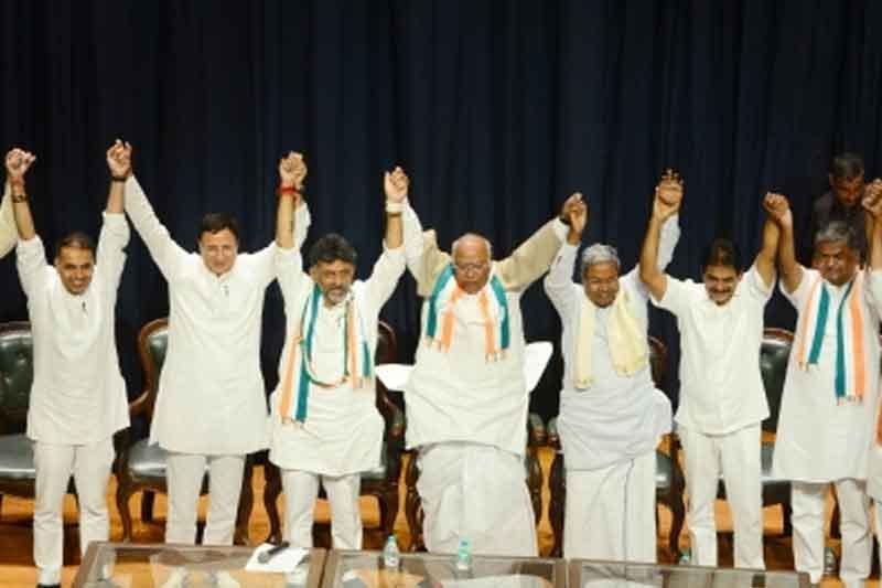 Stage set for Cong meet in K'taka, new CM likely to take oath on Monday