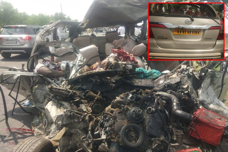 10 of a family killed in road accident in Karnataka