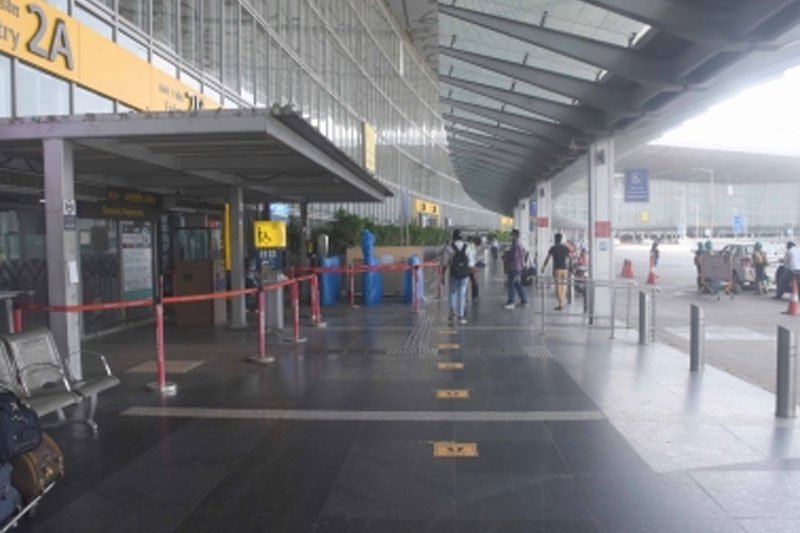 Passenger detained at Kolkata airport for spreading bomb scare.