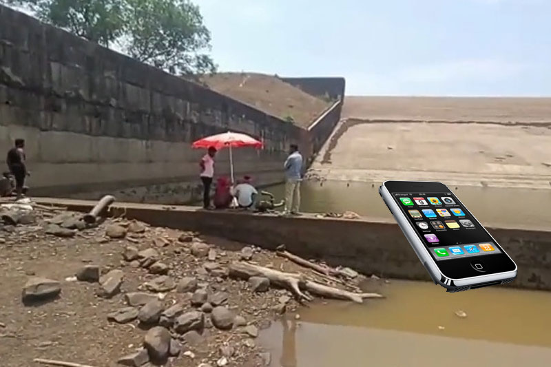FIR against 3 Chhattisgarh officers for draining water from reservoir to retrieve phone.