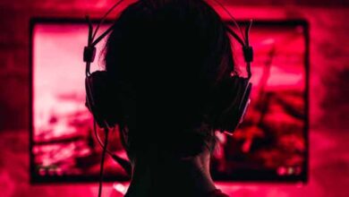 Earphone addiction driving hearing and speech disorders in Indians: Report