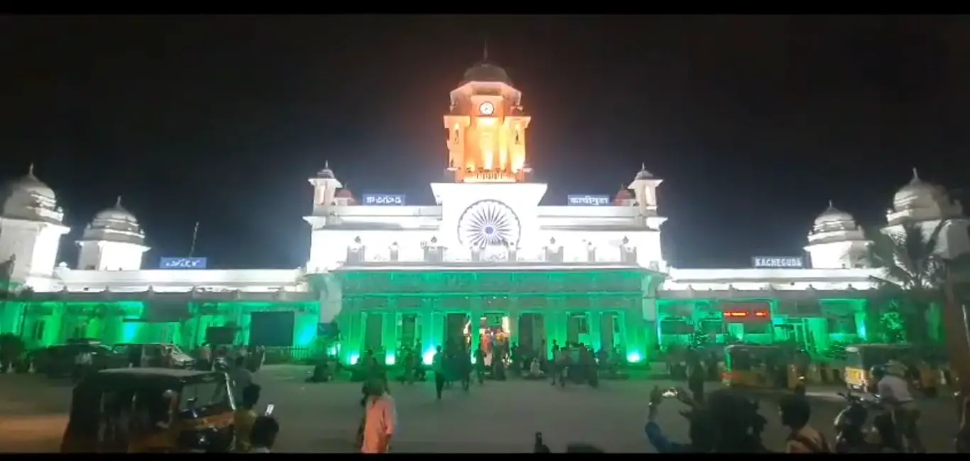 KACHEGUDA Hyderabad adorns in tri colour on 77th Independence Day