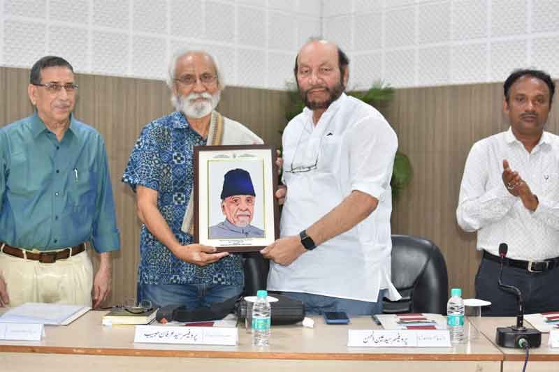 Maulana Azad opposed blind adherence to Politics & Religion - Prof. Irfan Habib two day event inaugurated at MANUU
