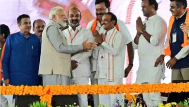 Shadow of K'taka, infighting queers BJP's pitch in Telugu states