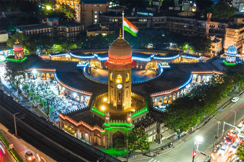 MOZAMJAHI MARKET Hyderabad in tricolor