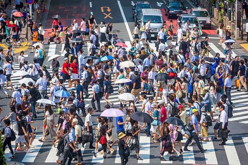 Heatwave pushes temperatures above 35 Celsius across Japan