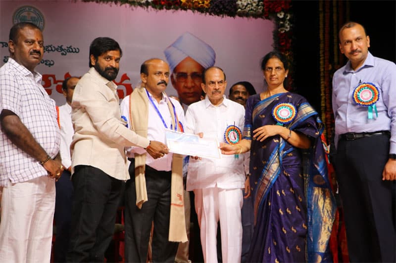 Telangana Govt selects 54 teachers for Best Teacher Awards