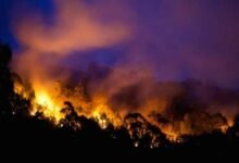 Australian outback town under emergency due to threat from major bushfire