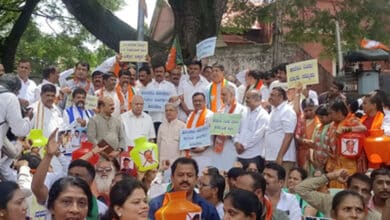 Cauvery dispute: Protests in B’luru, south K’taka dists opposing release of water to Tamil Nadu