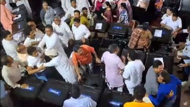 Scuffle breaks out between two Trinamool Congress and BJP councillors at KMC