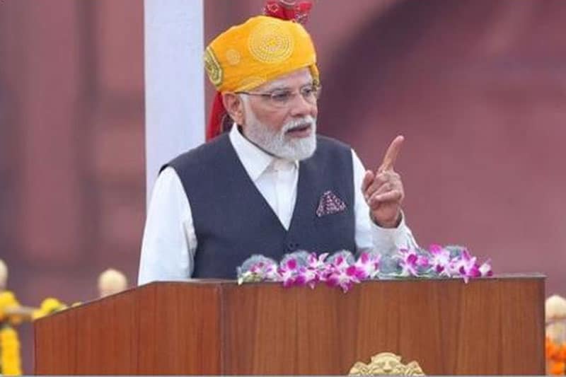 Modi promises ‘pakka ghar’ and tap connection to each poor in Rajasthan