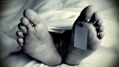 K'taka muslim man slits throat in public, dies