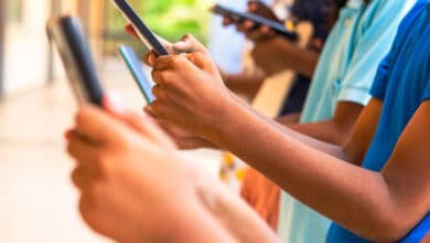 India now 2nd-biggest manufacturing hub for mobile phones globally